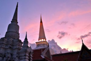 Wat-Phra-Mahathat-Woramahawihan-Nakhon-Si-Thammarat-Thailand-003.jpg