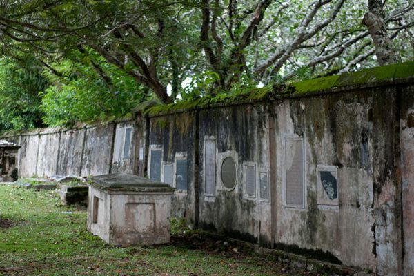 Old Colonial Protestant Cemetery