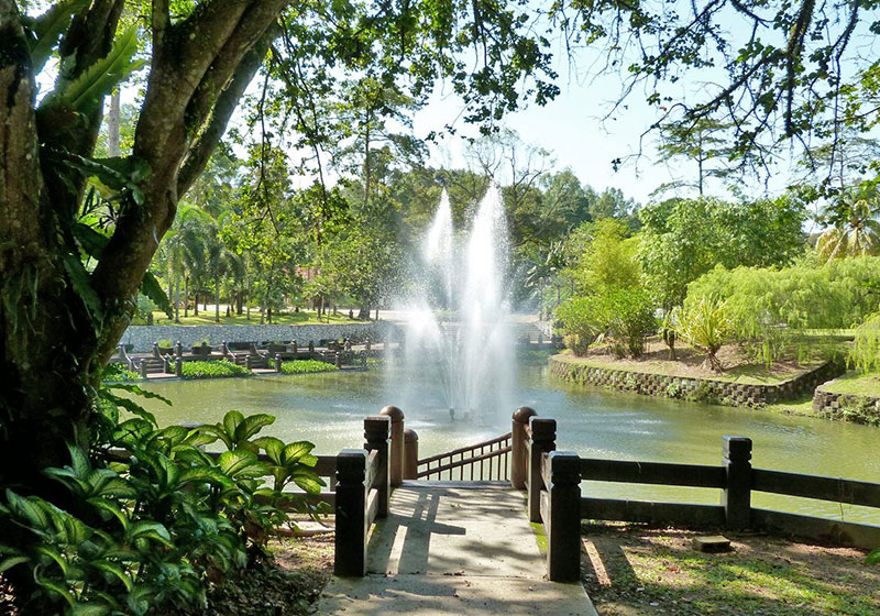 Perdana Botanical Gardens (Lake Gardens) : Kuala Lumpur ...