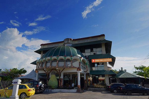 Borneo Swiss Guesthouse