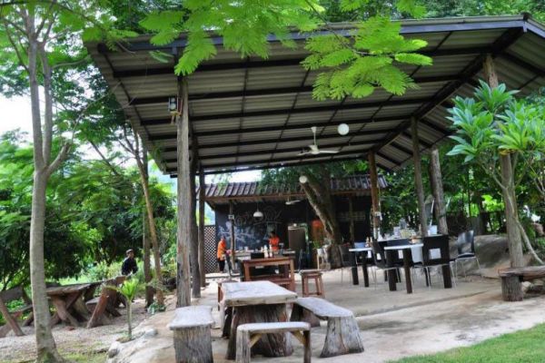 Porploen Hip Resort Suanphung Ratchaburi