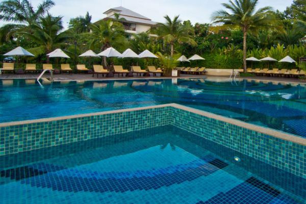 Ravindra Beach Resort & Spa Pattaya