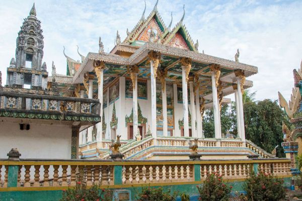 Wat Ek Phnom Battambang