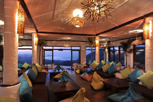 Ashtari Restaurant & Lounge