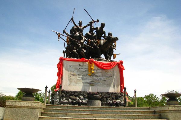 Bang Rachan Memorial Park