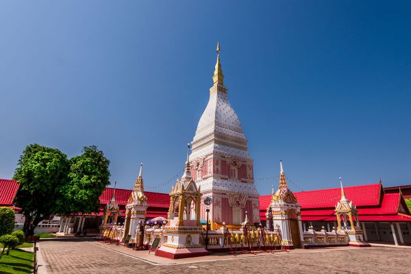 Wat Phrathat Renu