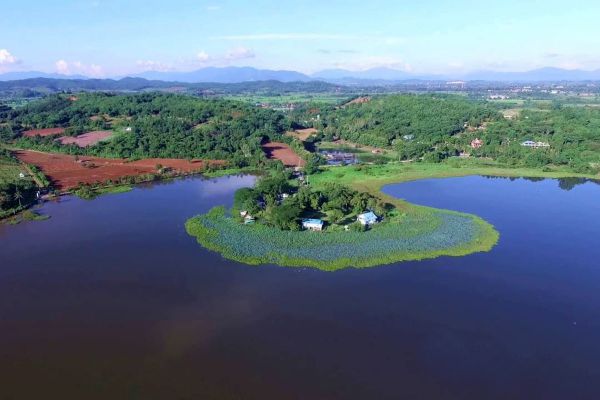 Chiang Saen Lake