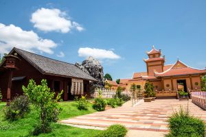 Ho Chi Minh Historical Park