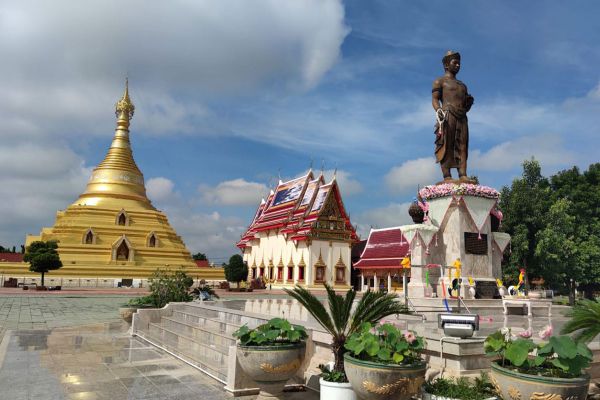 Wat Phra Borommathat Chediyaram