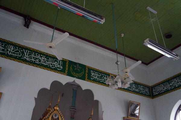 Takia Yokin Mosque