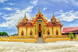 Wat Tum