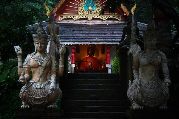 Wat Pha Lat