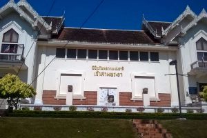 Chao-Sam-Phraya-National-Museum-Ayutthaya-Thailand-01.jpg