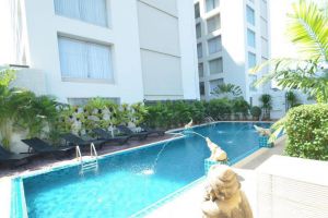 City-Hotel-Sriracha-Pattaya-Thailand-Pool.jpg