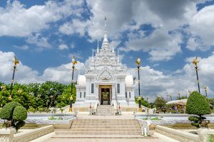 City-Pillar-Shrine-Suratthani-Thailand-01.jpg