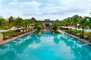 Crimson-Resort-Spa-Mactan-Cebu-Philipinnes-Exterior.jpg
