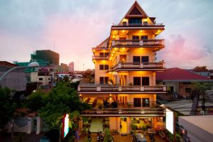 G-Eleven-Hotel-Phnom-Penh-Cambodia-Building.jpg