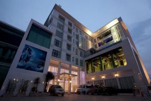 Glacier-Hotel-Khon-Kaen-Thailand-Exterior.jpg