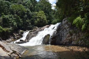 Krung-Ching-Waterfall-Khao-Luang-National-Park-Nakhon-Si-Thammarat-Thailand-04.jpg