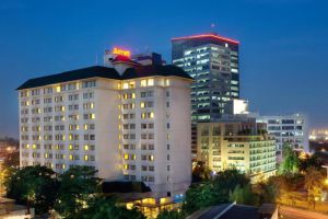 Marriott-Hotel-Cebu-Philippines-Facade.jpg