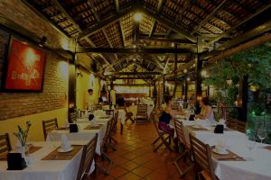 Secret-Garden-Restaurant-Hoi-An-Vietnam-002.jpg