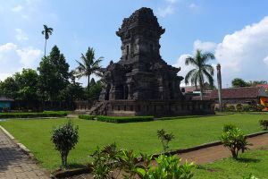 Singasari-Temple-East-Java-Indonesia-003.jpg