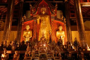 Wat-Chedi-Luang-Chiang-Mai-Thailand-003.jpg
