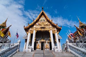 Wat-Hua-Lamphong-Bangkok-Thailand-01.jpg