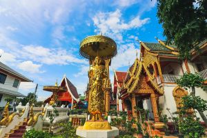 Wat-Mahawan-Woramahawihan-Lamphun-Thailand-06.jpg