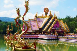 Wat-Namtok-Thammarot-Rayong-Thailand-01.jpg
