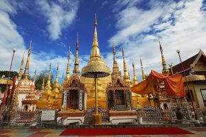 Wat-Phra-Boromthat-Tak-Thailand-001.jpg