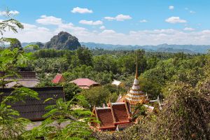 Wat-Thep-Charoen-Tham-Rup-Ro-Cave-Chumphon-Thailand-03.jpg